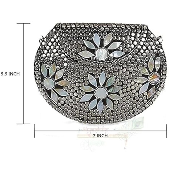 Silver clutch with mother of pearl flowers - Picture 6 of 6